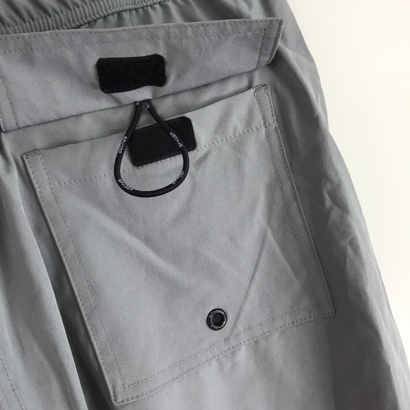 SPYDER Side Logo Hybrid Board Shorts Grey NWT - Picture 4 of 14